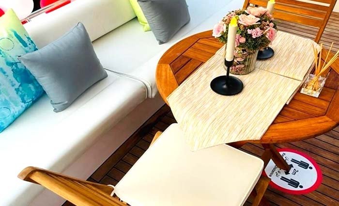 44ft Luxury Yacht View